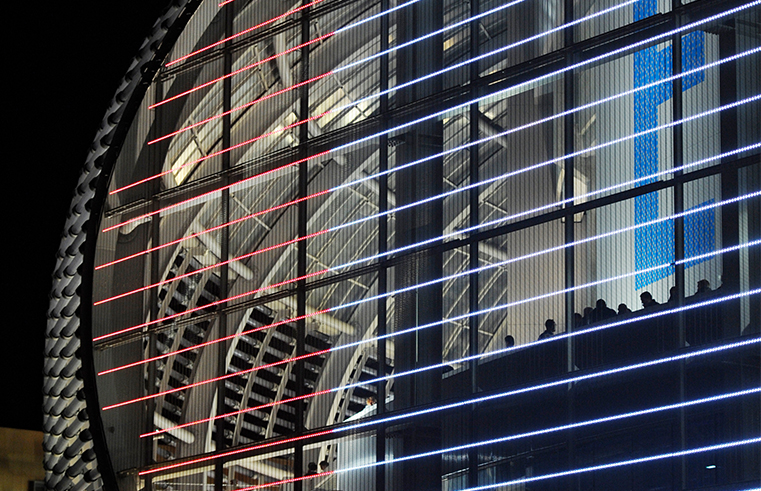 70,000 LEDS ON THE ANIMATED WALL SPACE